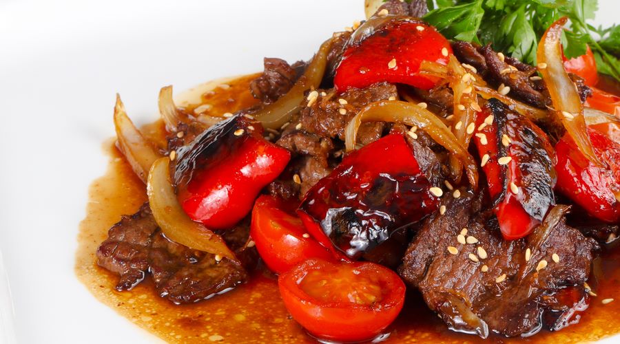  Recept:      		Thailändisches Beefsteak mit Kirschtomaten in Austernsauce | Nuai man hoi		